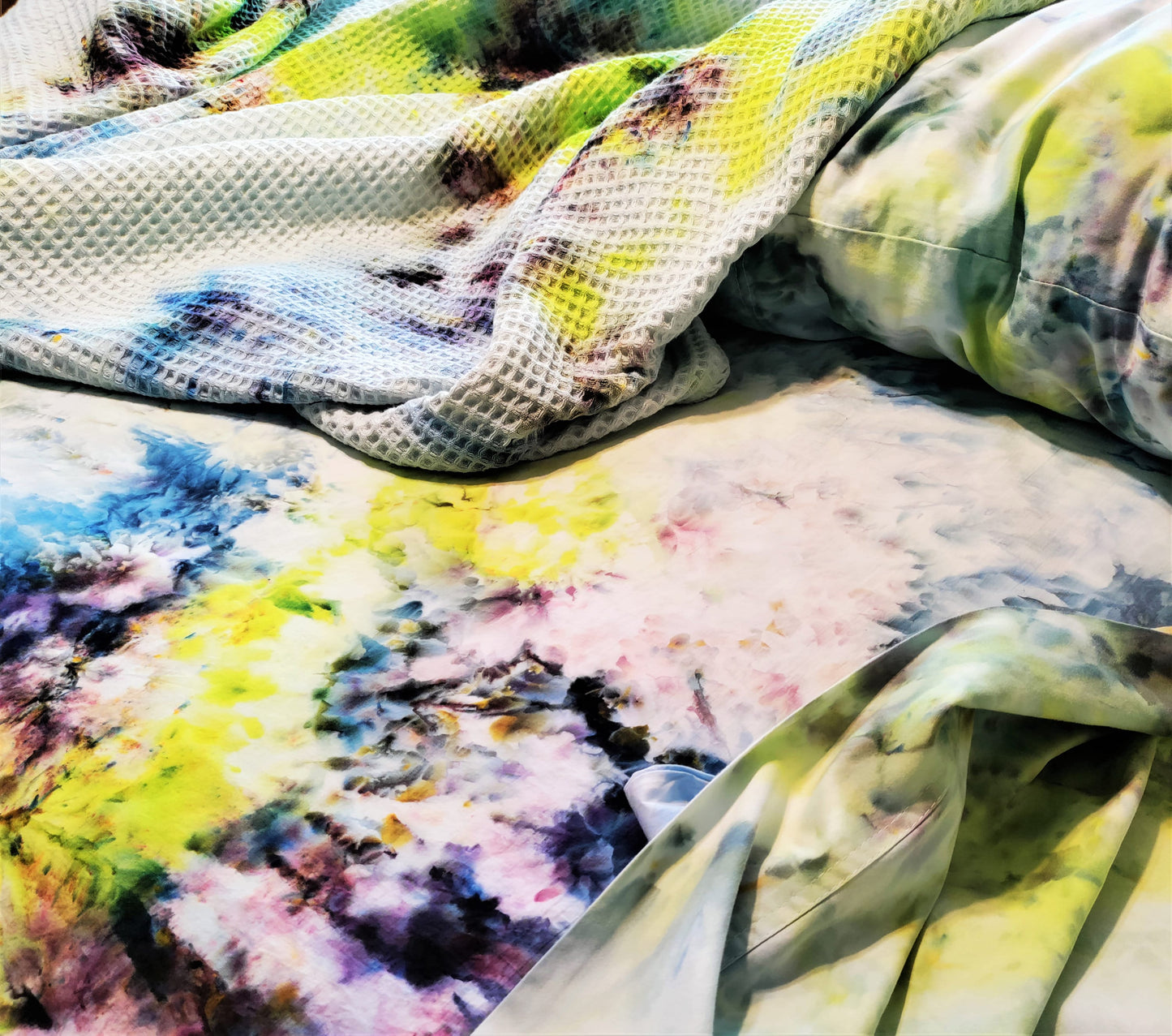 Ice Tie Dye Bedding Set, Twin, Waffle Weave Blanket Only